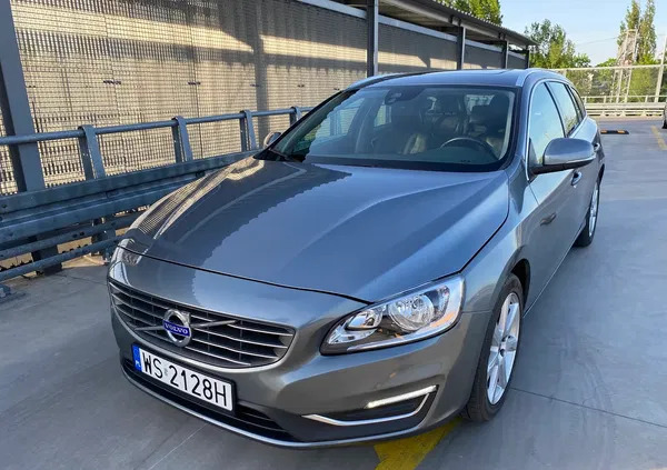 samochody osobowe Volvo V60 cena 63800 przebieg: 110000, rok produkcji 2017 z Siedlce